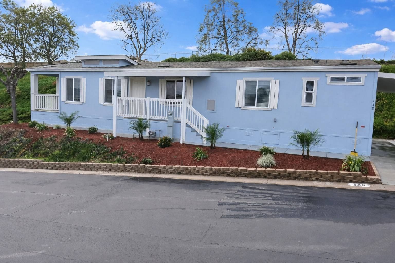 525 W El Norte Parkway. Escondido, CA 92026