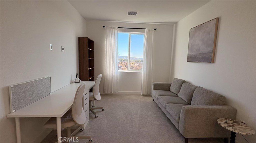 313 Terrapin. Irvine, CA 92618