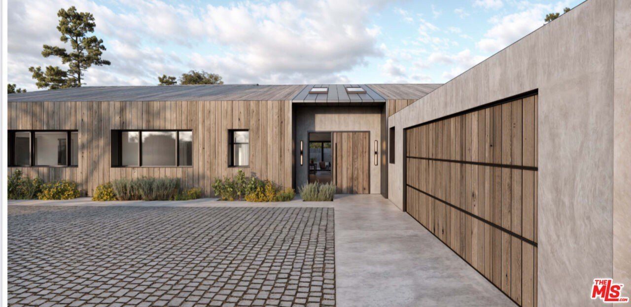 12637 Homewood Way. Los Angeles, CA 90049