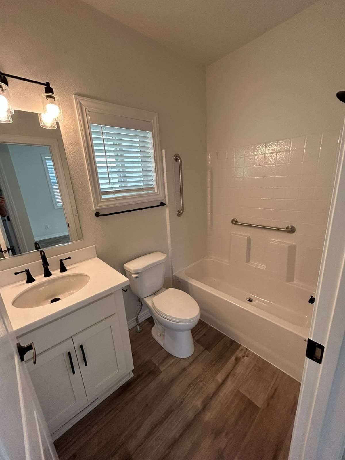 5932 Los Angeles Avenue. Simi Valley, CA 93063