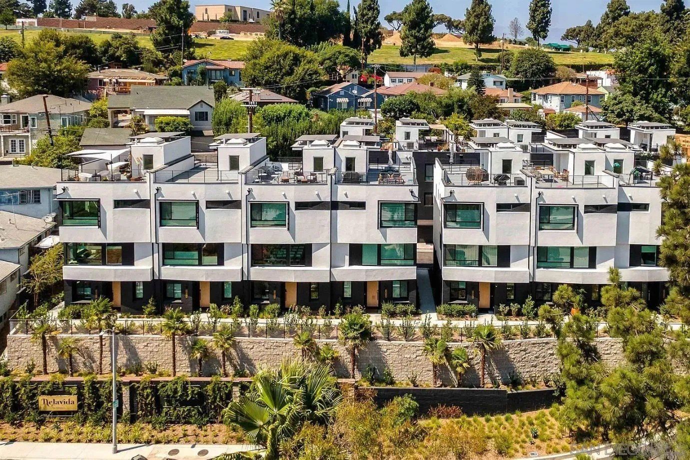 3867 N Riley Lane. Los Angeles, CA 90065