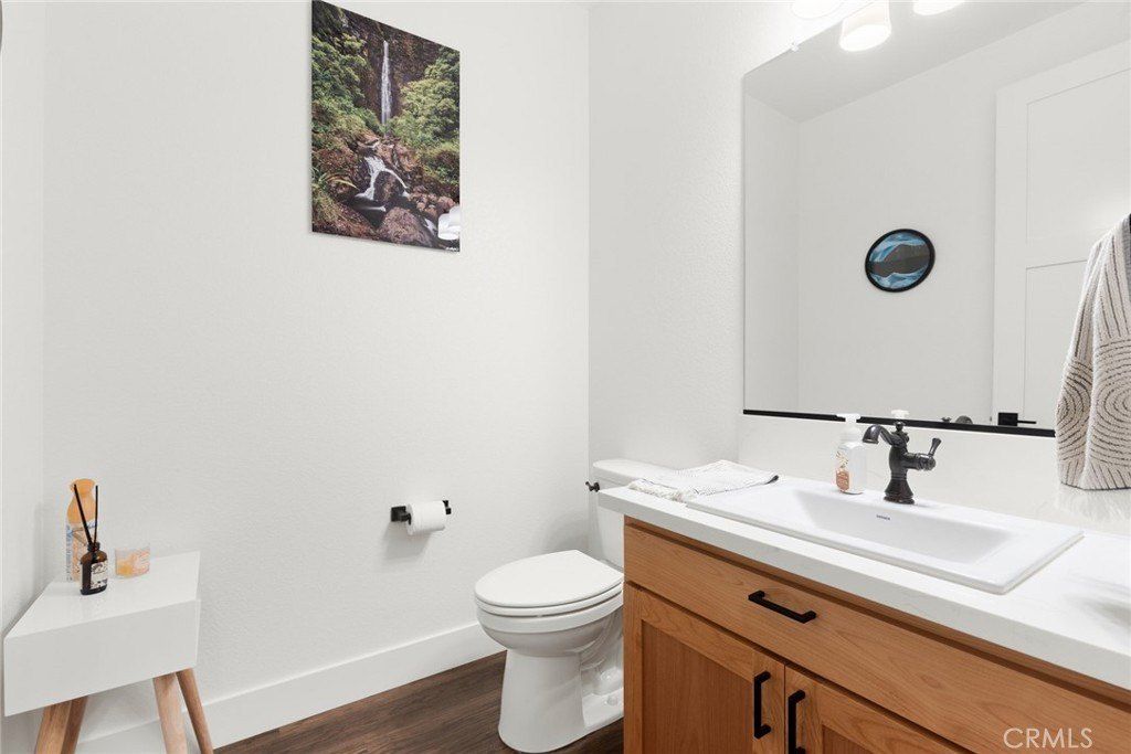 24 Harkness Court. Chico, CA 95973