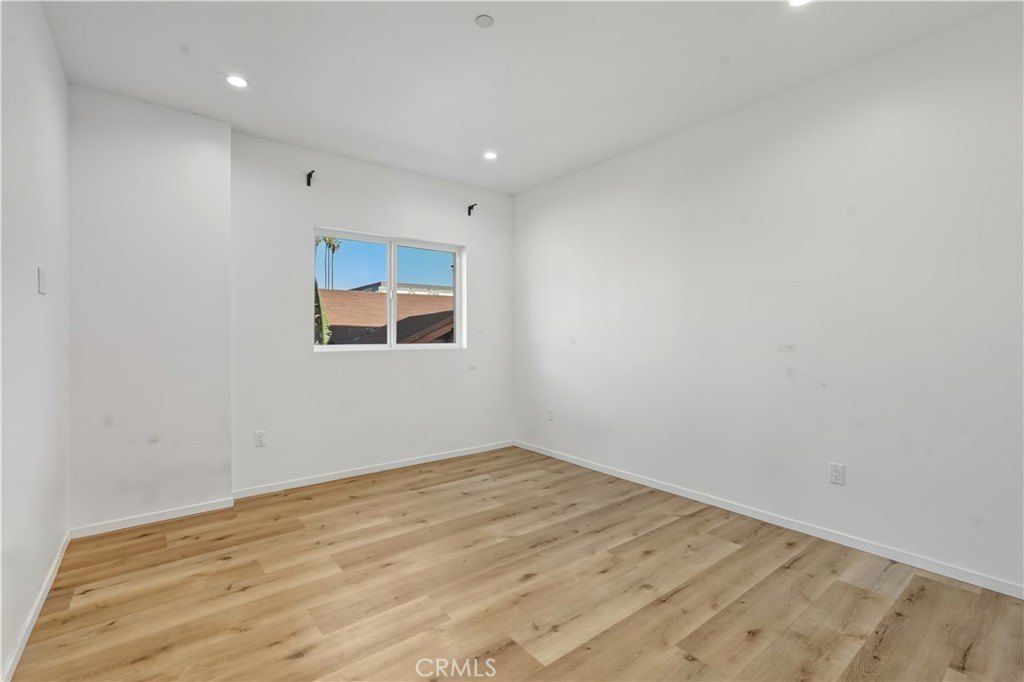 121 S Coronado Street. Los Angeles, CA 90057