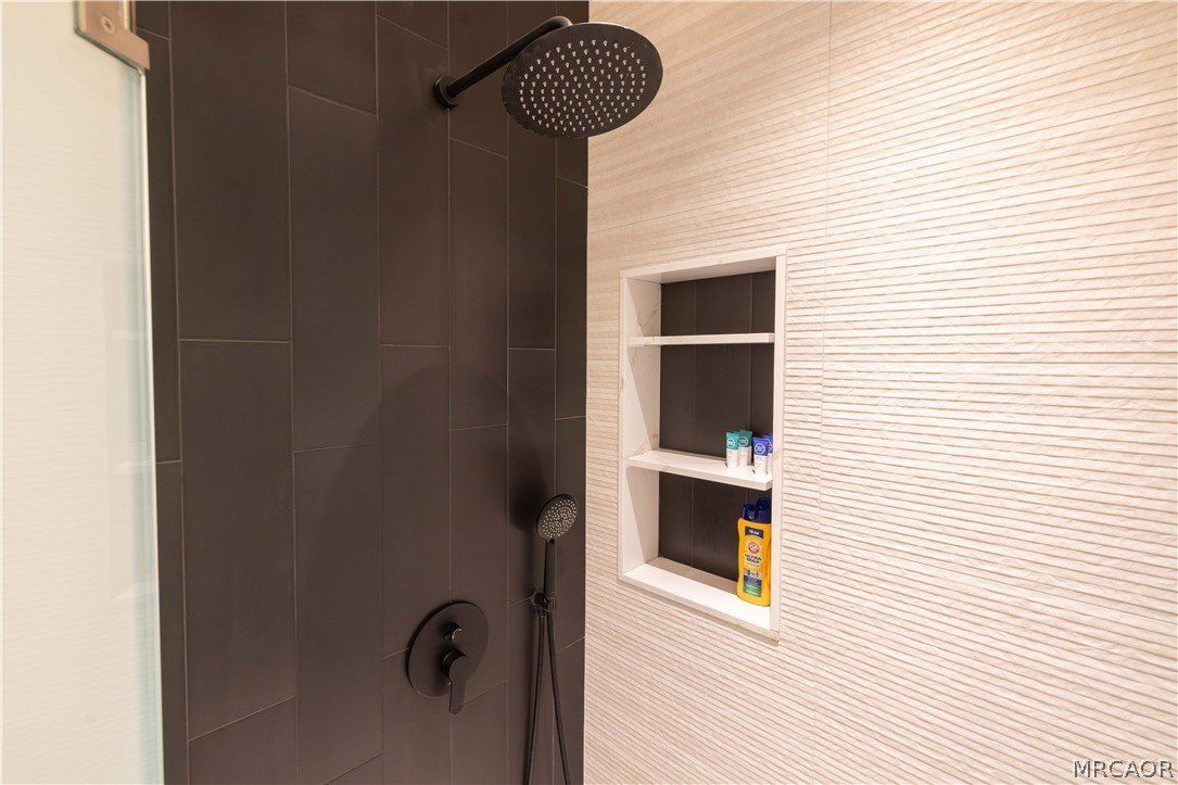 259 Victoria. Sugarloaf, CA 92386