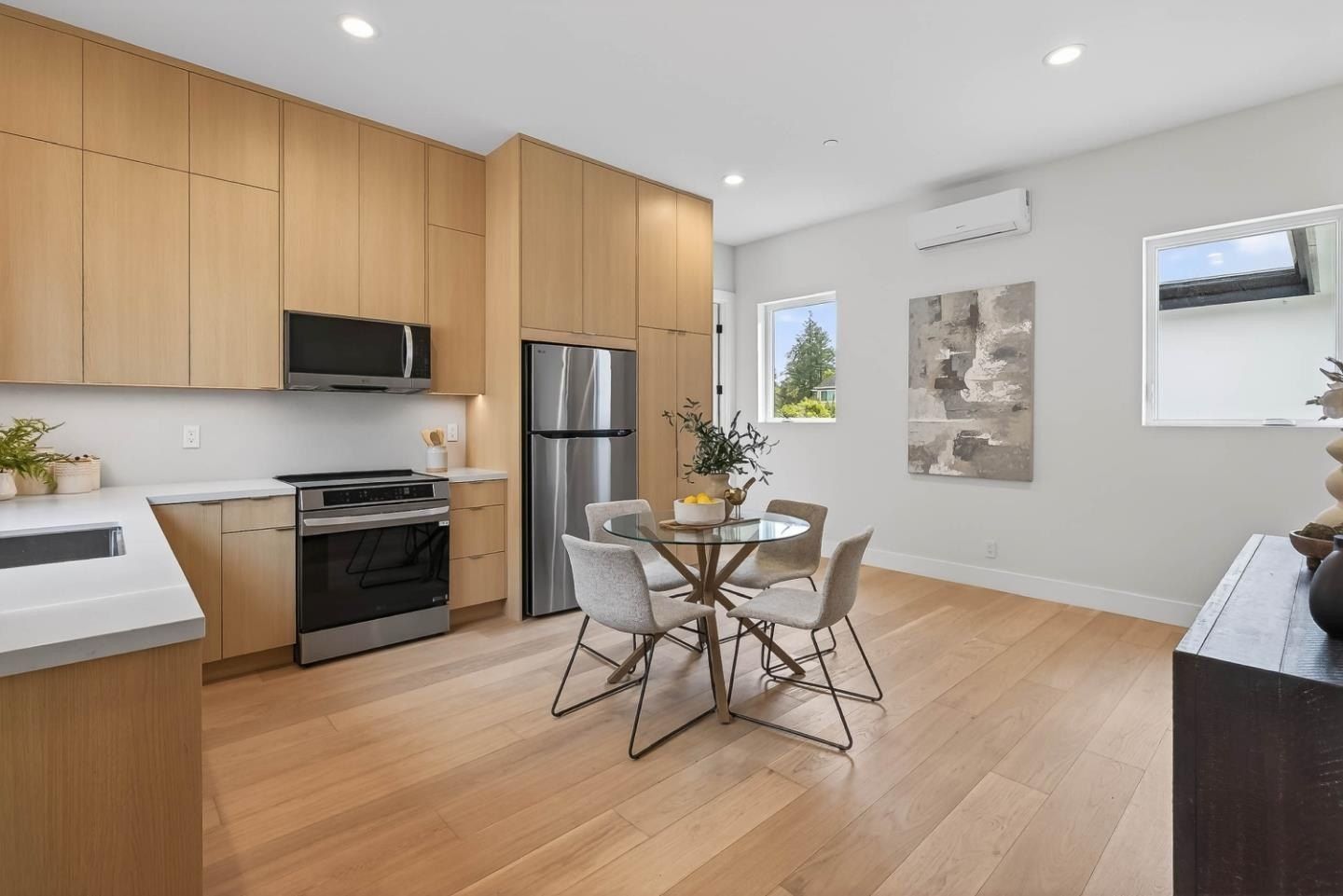 10468 S Stelling Rd. Cupertino, CA 95014