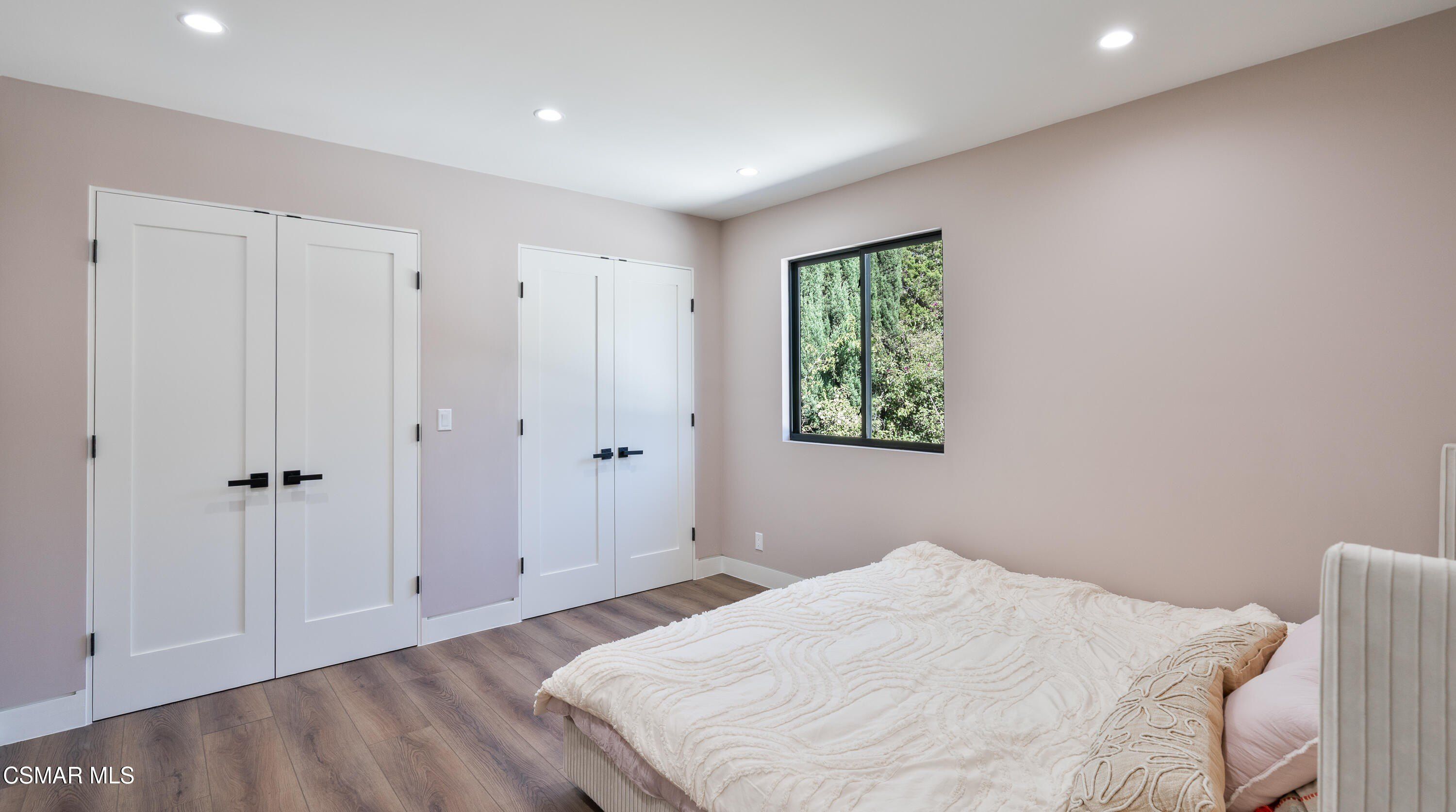 3129 Orange Avenue. La Crescenta, CA 91214