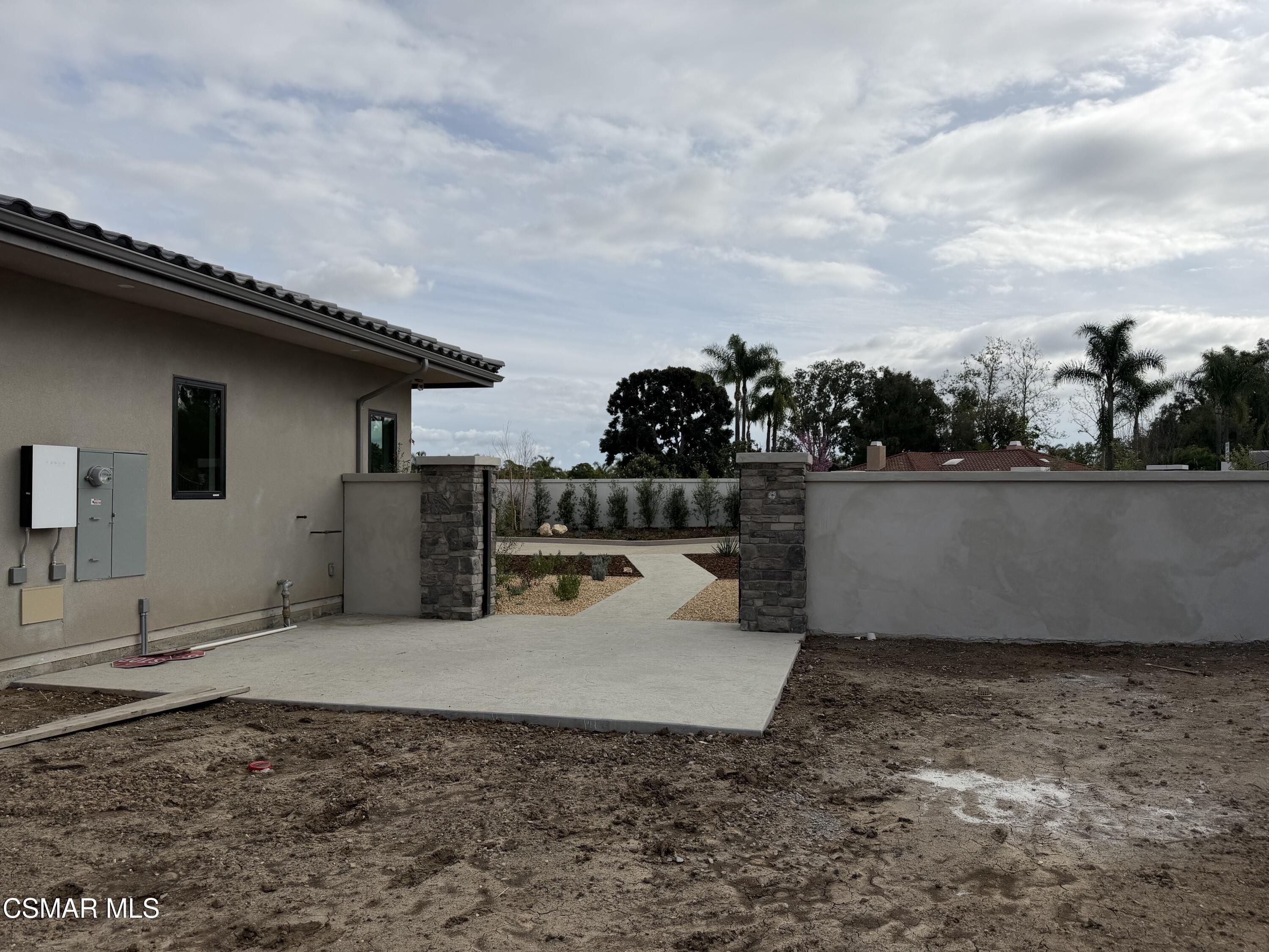 275 Crestview Avenue. Camarillo, CA 93010