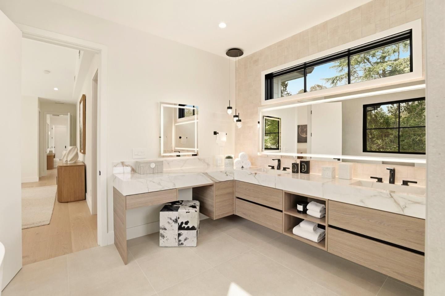 2319 Warner Range Ave. Menlo Park, CA 94025