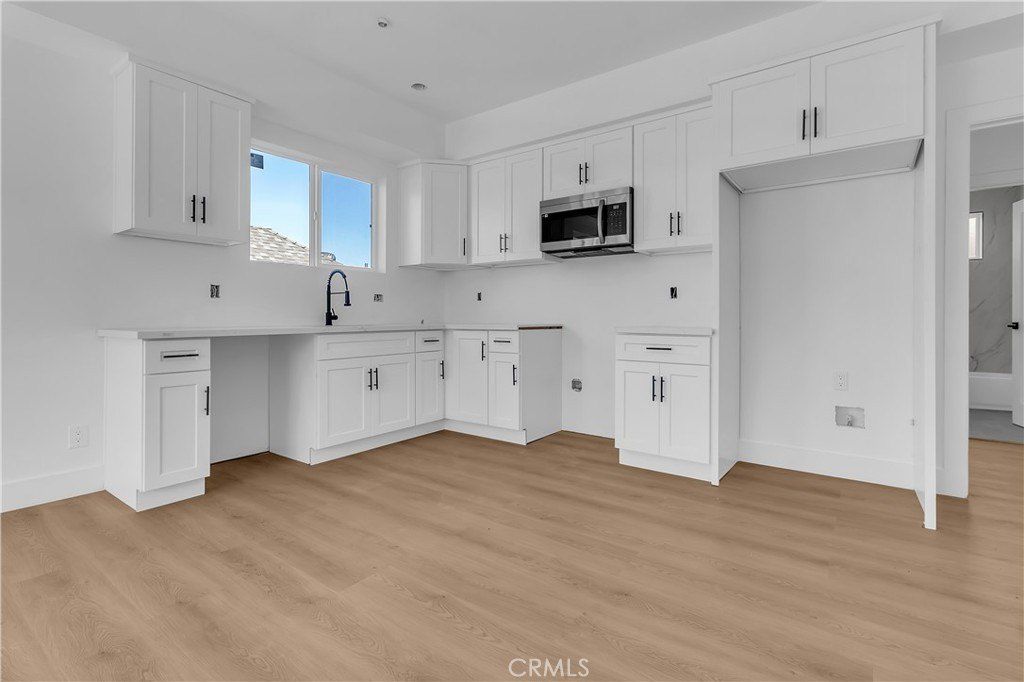 2843 Folsom. Los Angeles, CA 90033