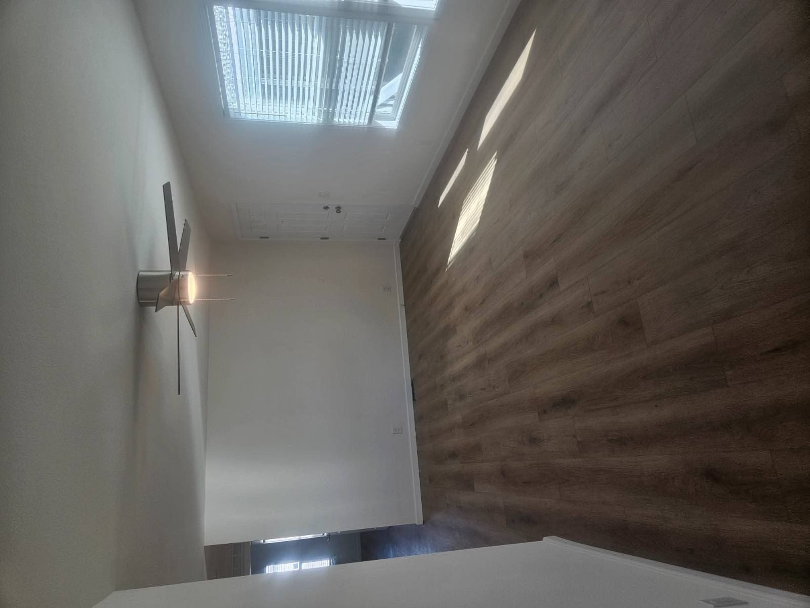 1250 N State College Blvd. Anaheim, CA 92806