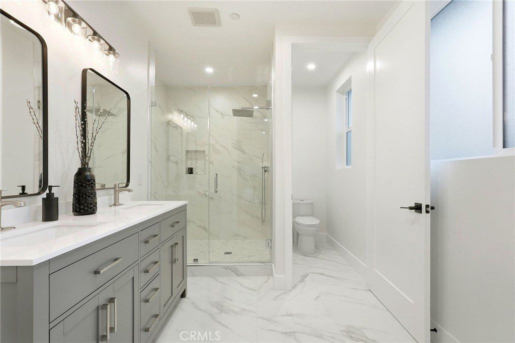 12917 El Dorado Ave. Sylmar, CA 91342