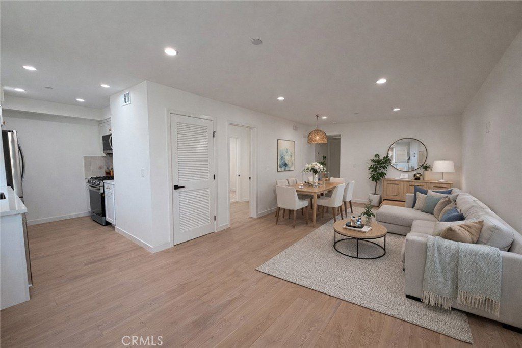 415 N La Fayette Park. Los Angeles, CA 90026