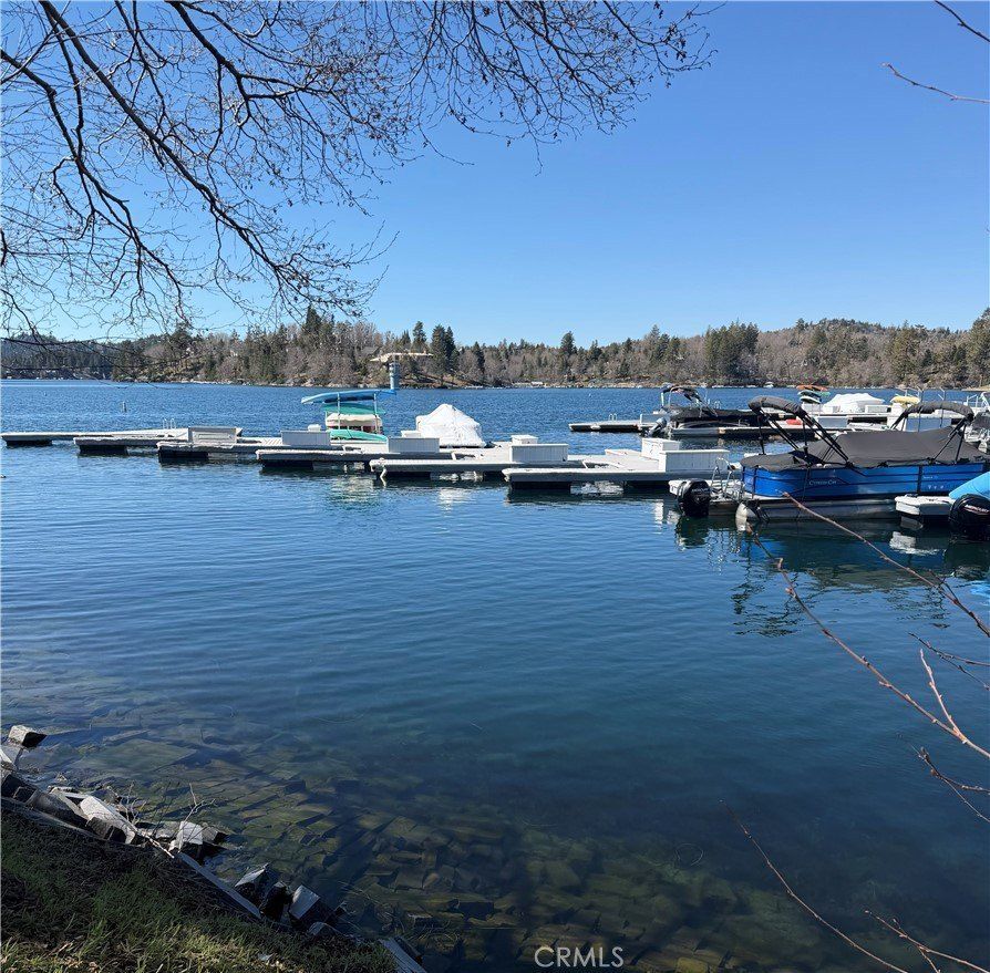 21 Nsm 2 Slip 21. Lake Arrowhead, CA 92352