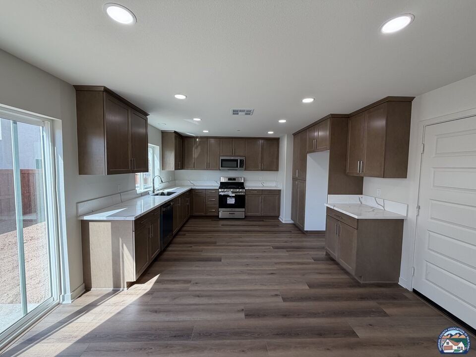 2316 Mayra Ave. Imperial, CA 92251