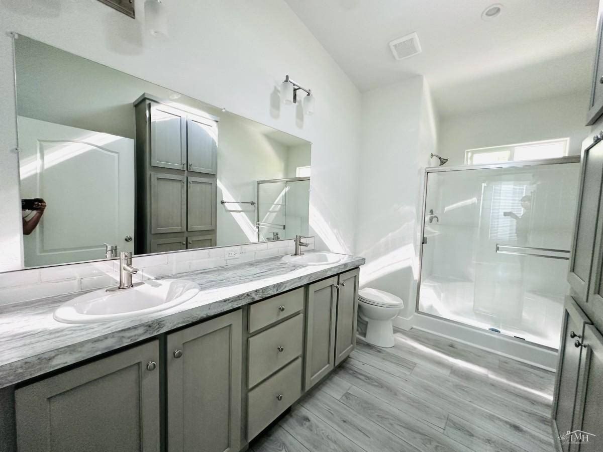 8661 Winter Gardens Blvd. Lakeside, CA 92040