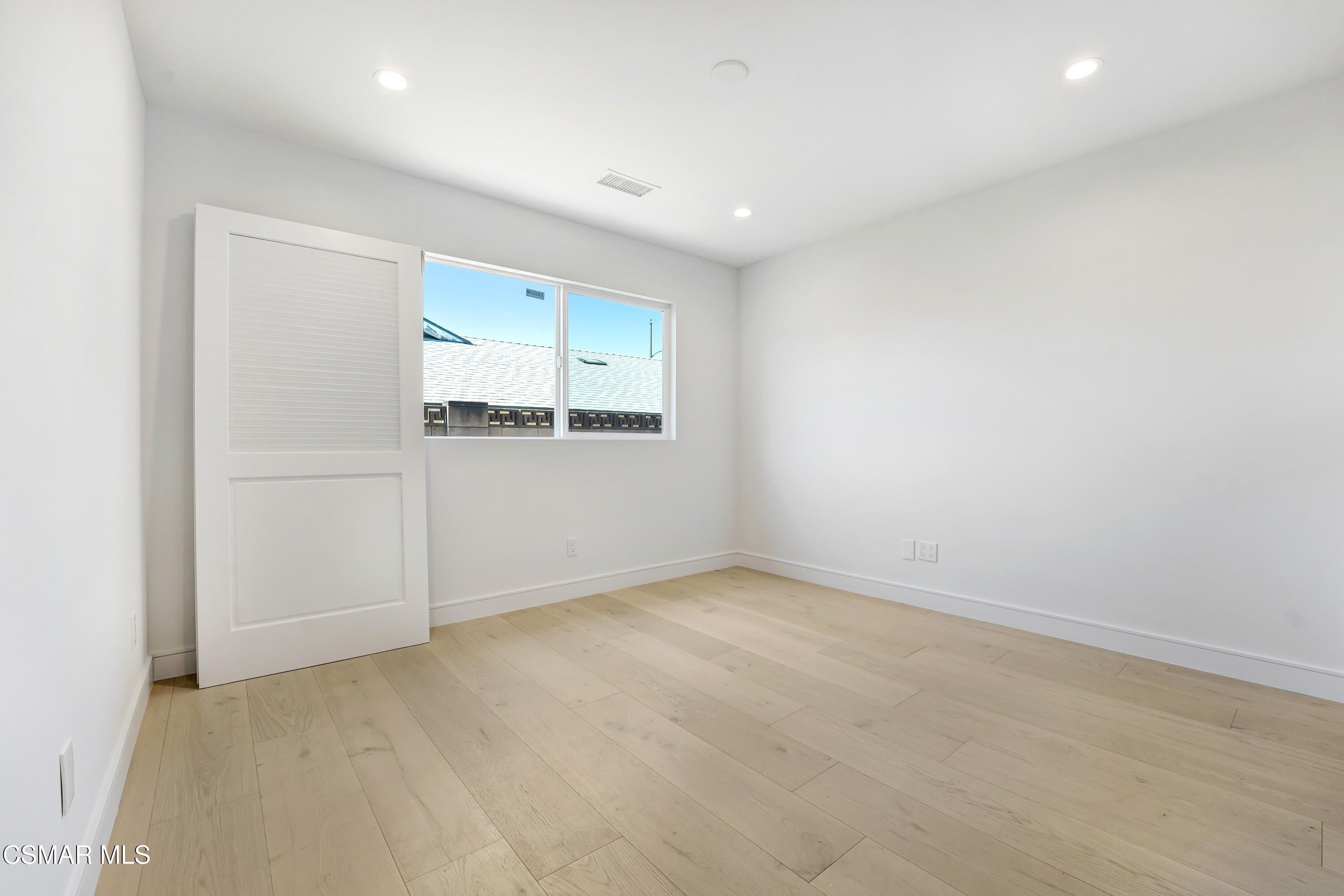 2718 Licia Place. Simi Valley, CA 93065