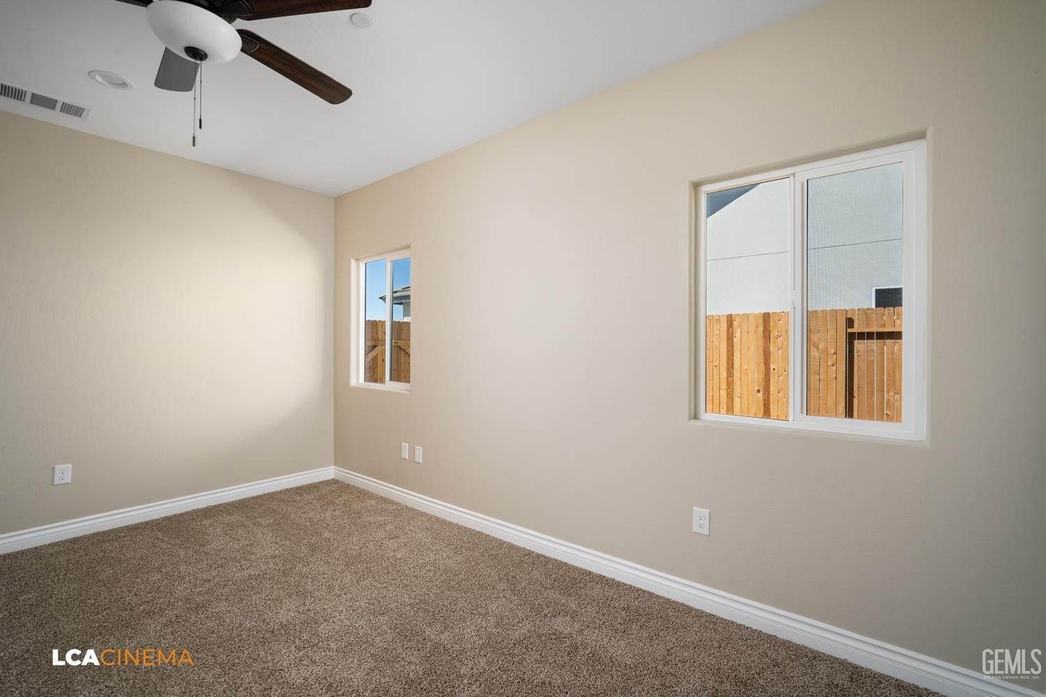 625 Sammy Way. Shafter, CA 93263