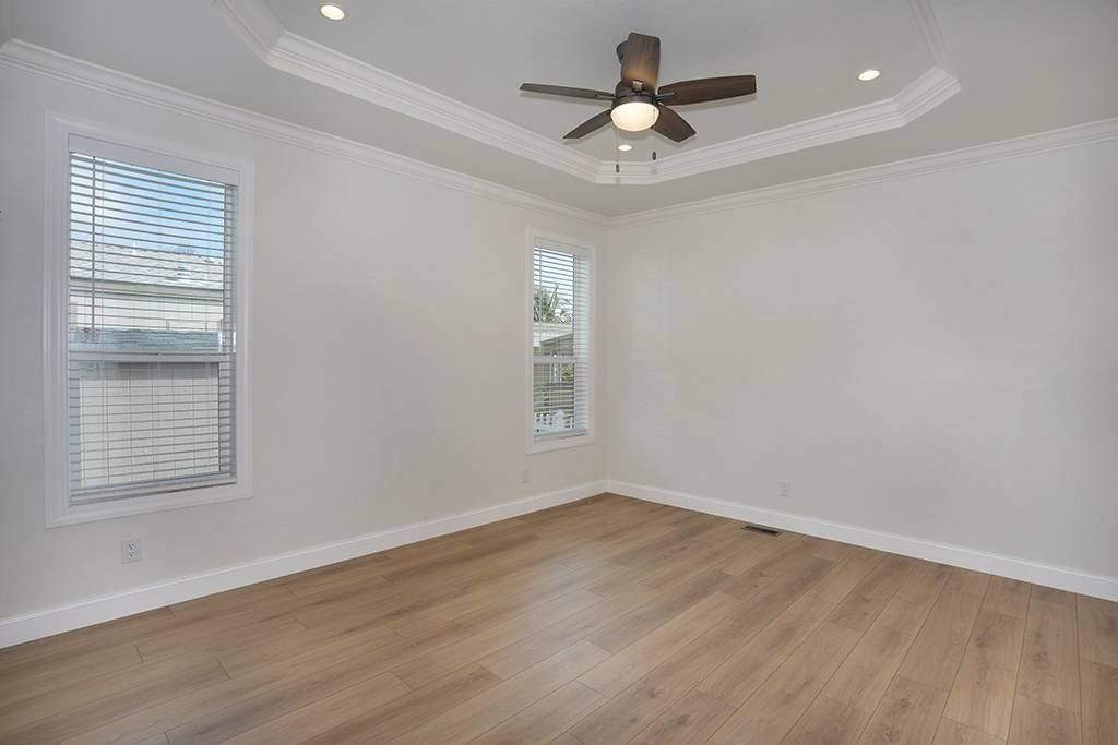 129 La Ronda. Tustin, CA 92780