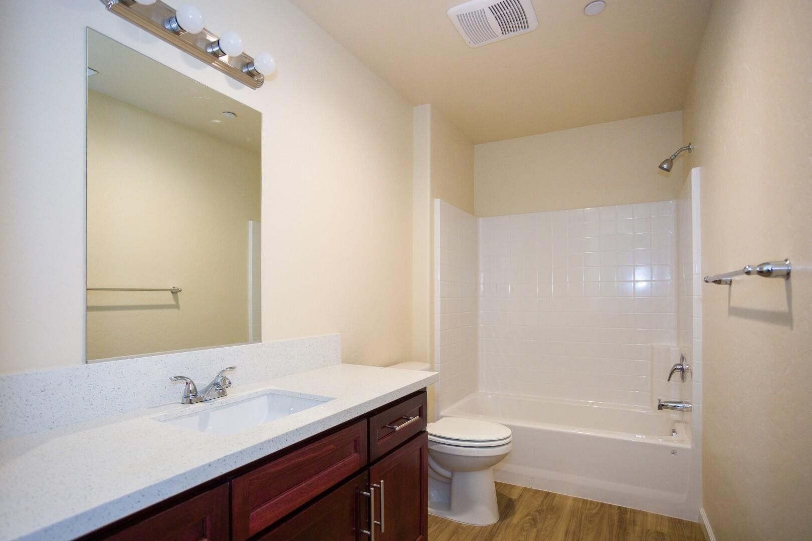 128 E Vandalia Avenue. Porterville, CA 93257