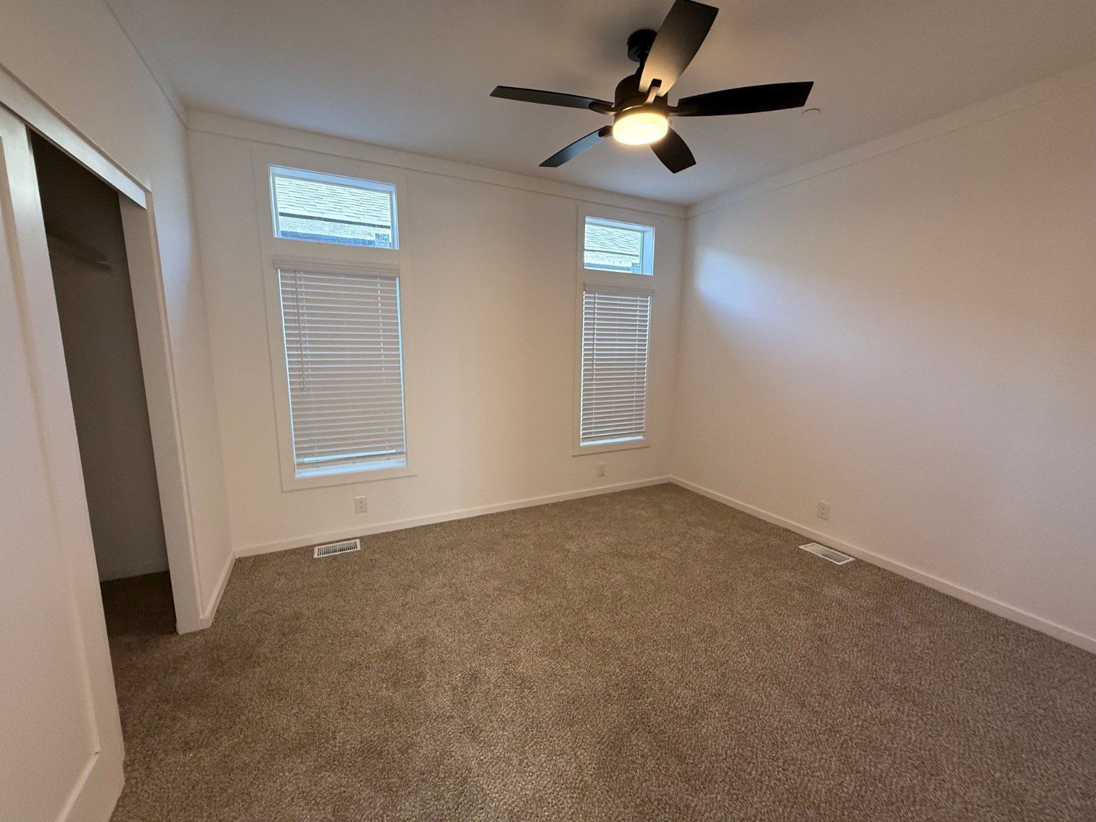 10 Perris Blvd. Perris, CA 92570