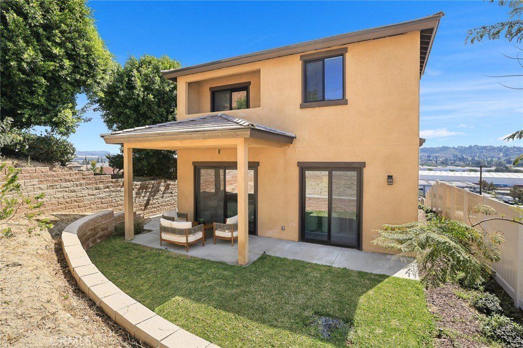 673 Castlehill Drive. Walnut, CA 91789