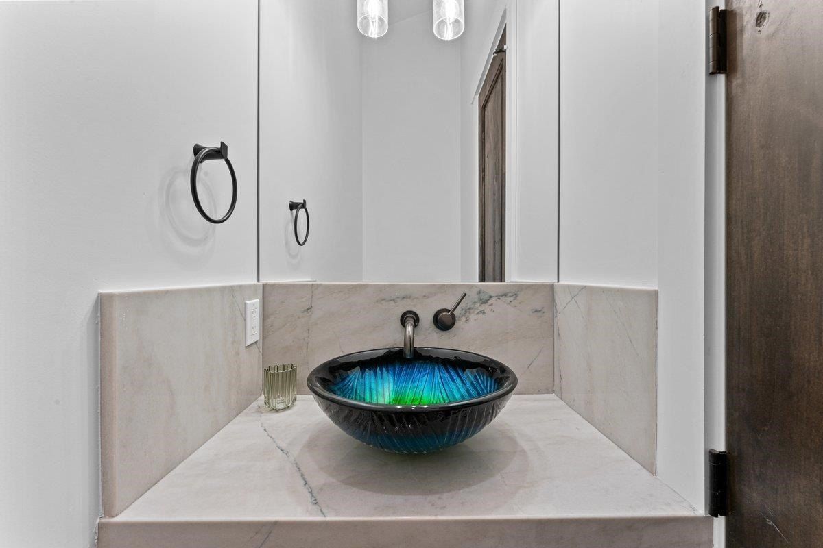 1174 Statford Way. Tahoe Vista, CA 96148