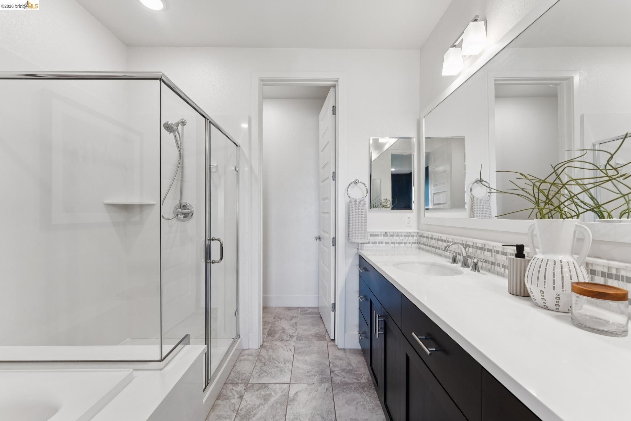 489 Diller Street. Alameda, CA 94501
