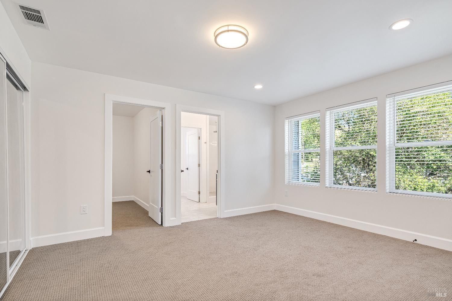 109 Paul Wittke Drive. Healdsburg, CA 95448