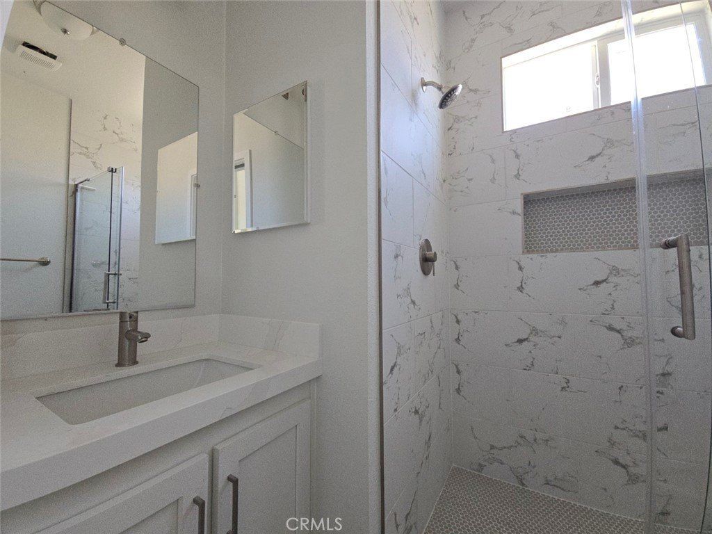 13096 Blackbird. Garden Grove, CA 92843