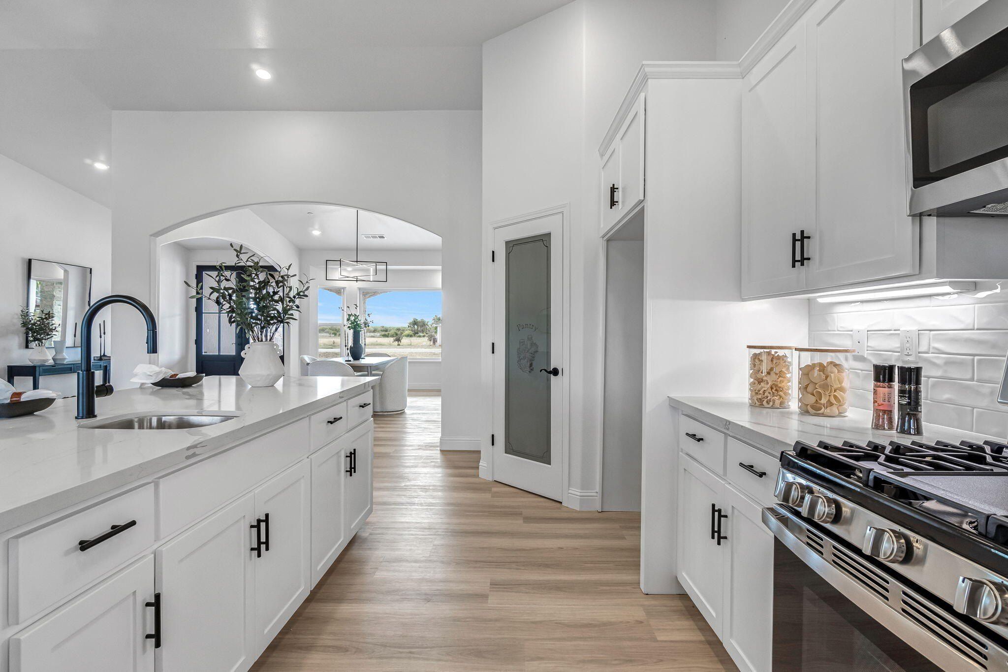 21035 Forest Glen Road. Madera, CA 93638