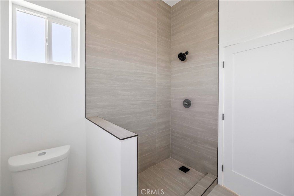 10905 Dalerose Avenue. Inglewood, CA 90304