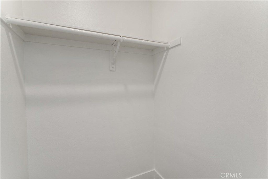 835 E 33Rd Street. Los Angeles, CA 90011