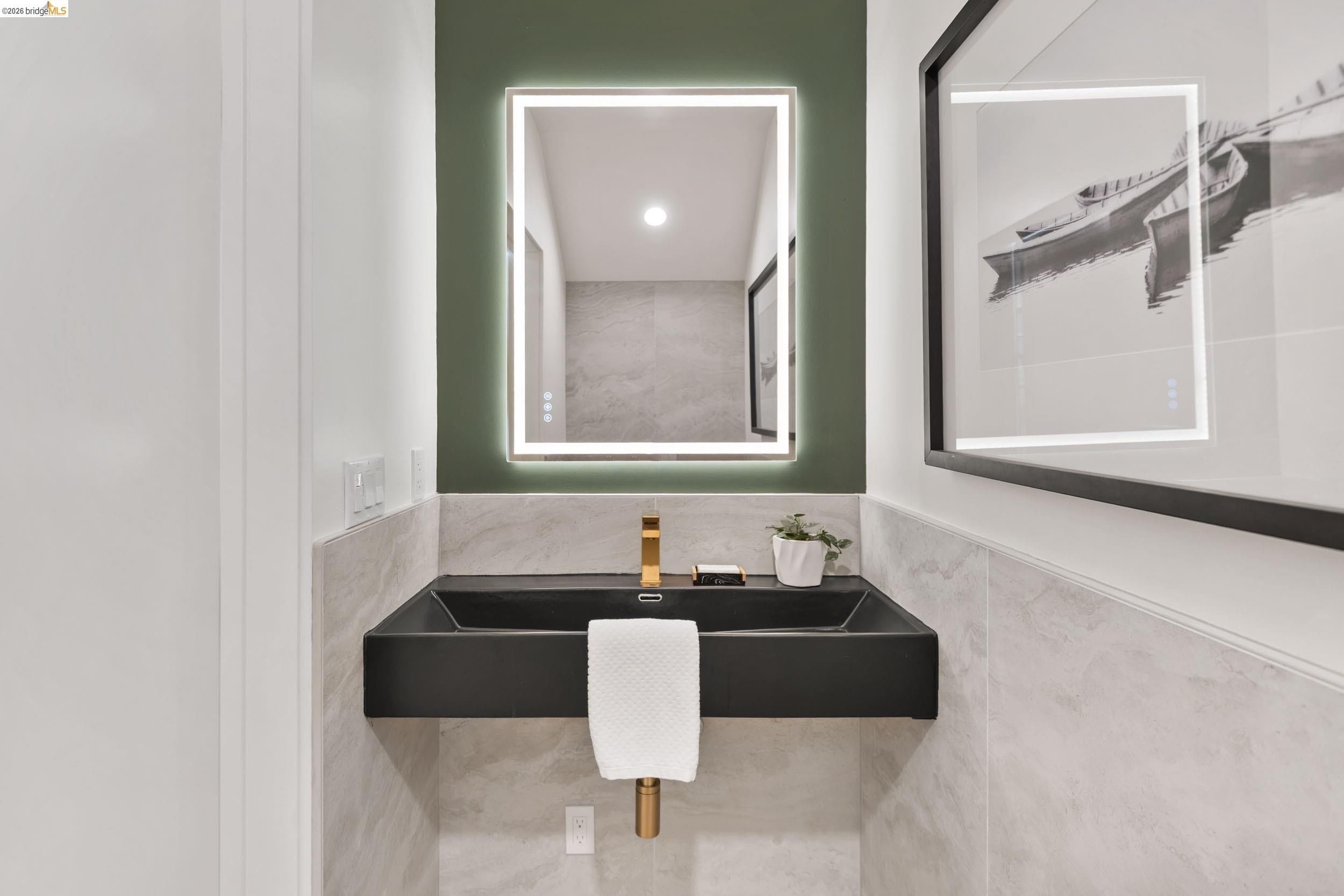 1675 Trestle Glen Rd. Oakland, CA 94610