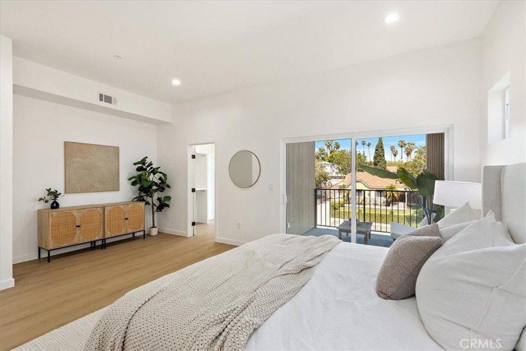 642 E Fairview Boulevard. Inglewood, CA 90302