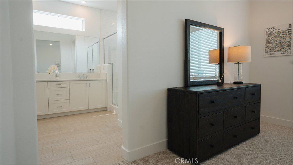 241 Proctor. Irvine, CA 92618