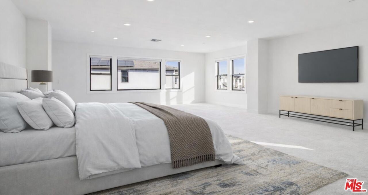 18471 Corte Zapala. Morgan Hill, CA 95037