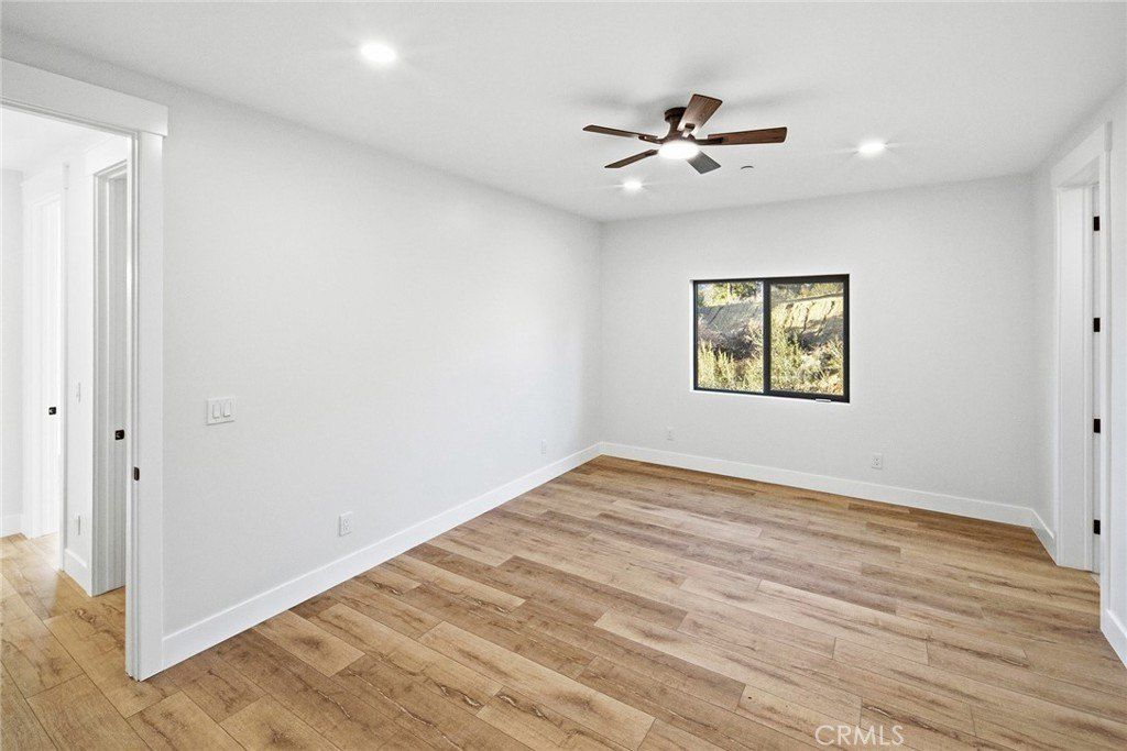 455 Tanglewood. Big Bear City, CA 92314