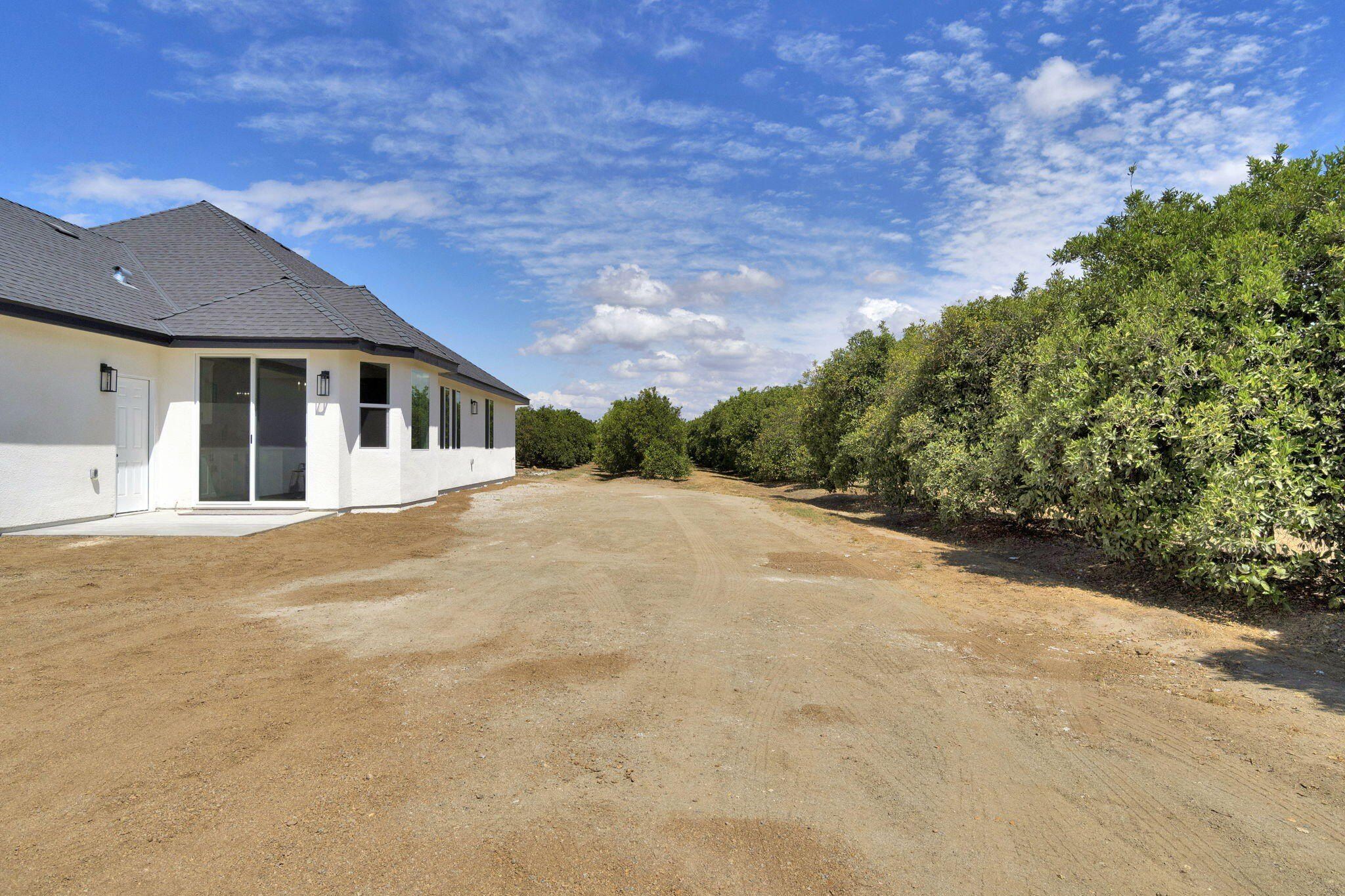 41640 Road 120. Orosi, CA 93647