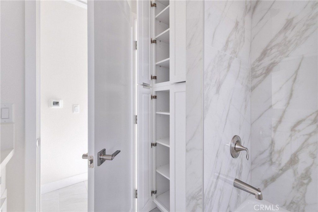 15192 Barbara. Apple Valley, CA 92307