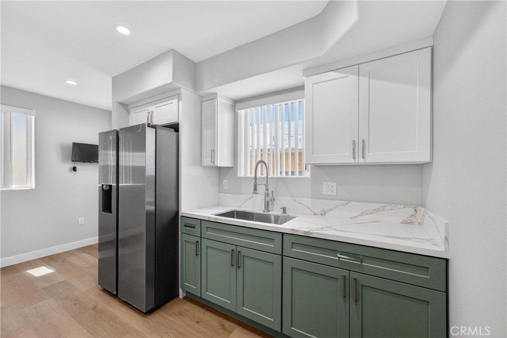 283 E 50Th. Los Angeles, CA 90011