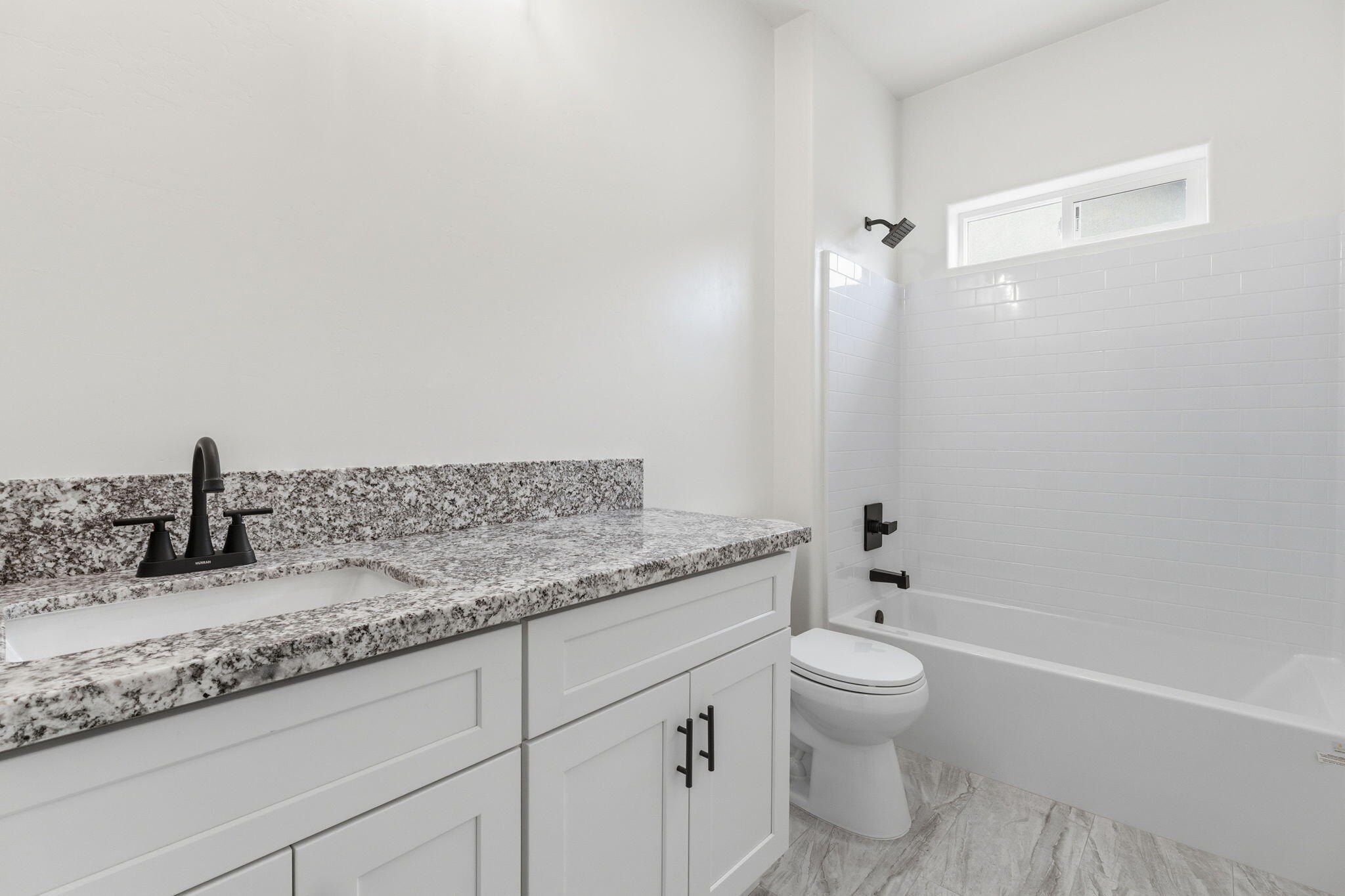 3447 E Douglas Avenue. Visalia, CA 93292