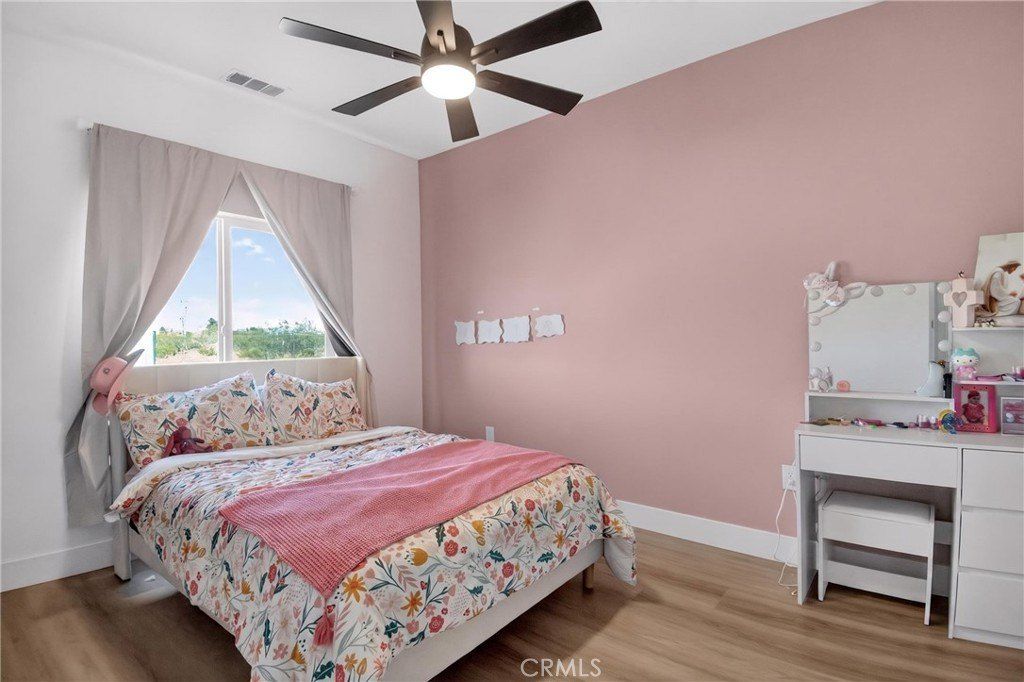 4084 Chevoit. Phelan, CA 92371