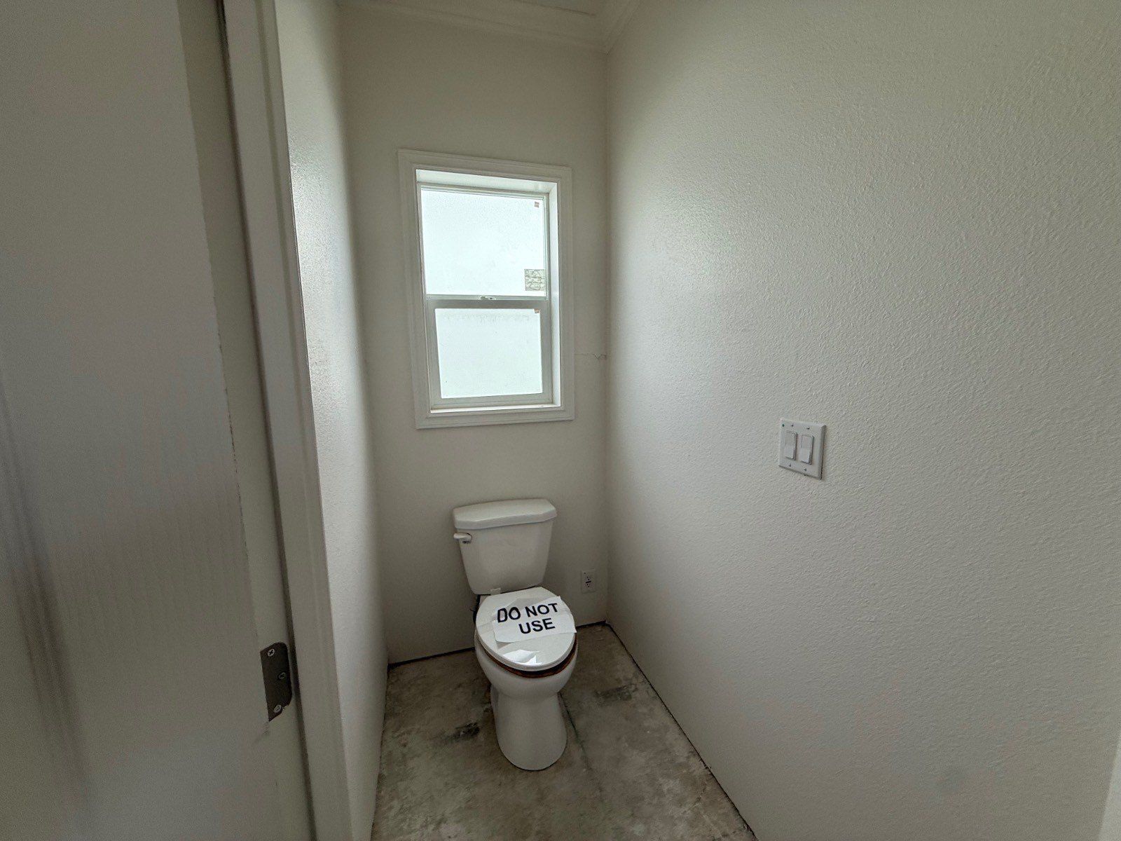 556 Monroe St. Riverside, CA 92504