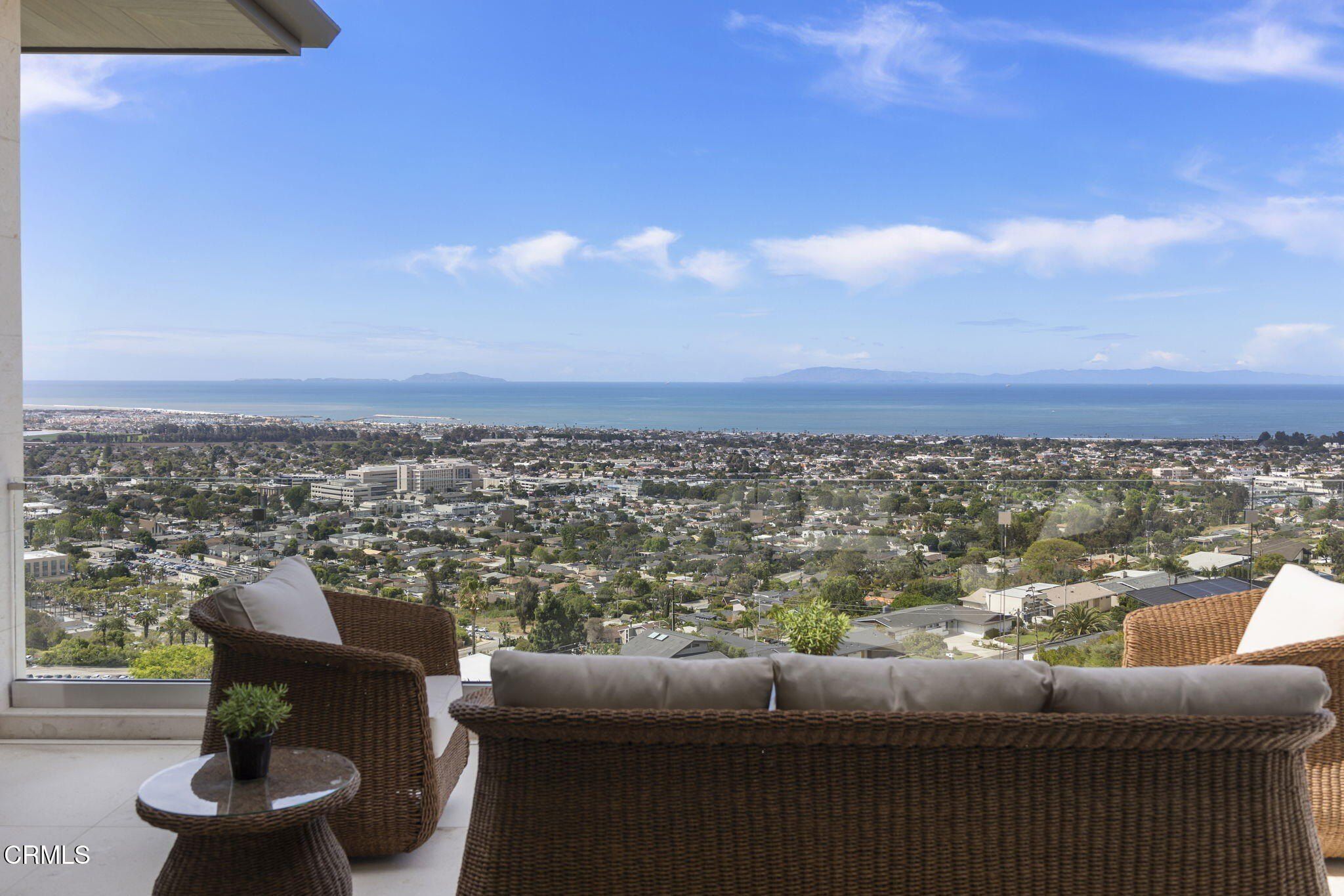 3254 Breaker Drive. Ventura, CA 93003