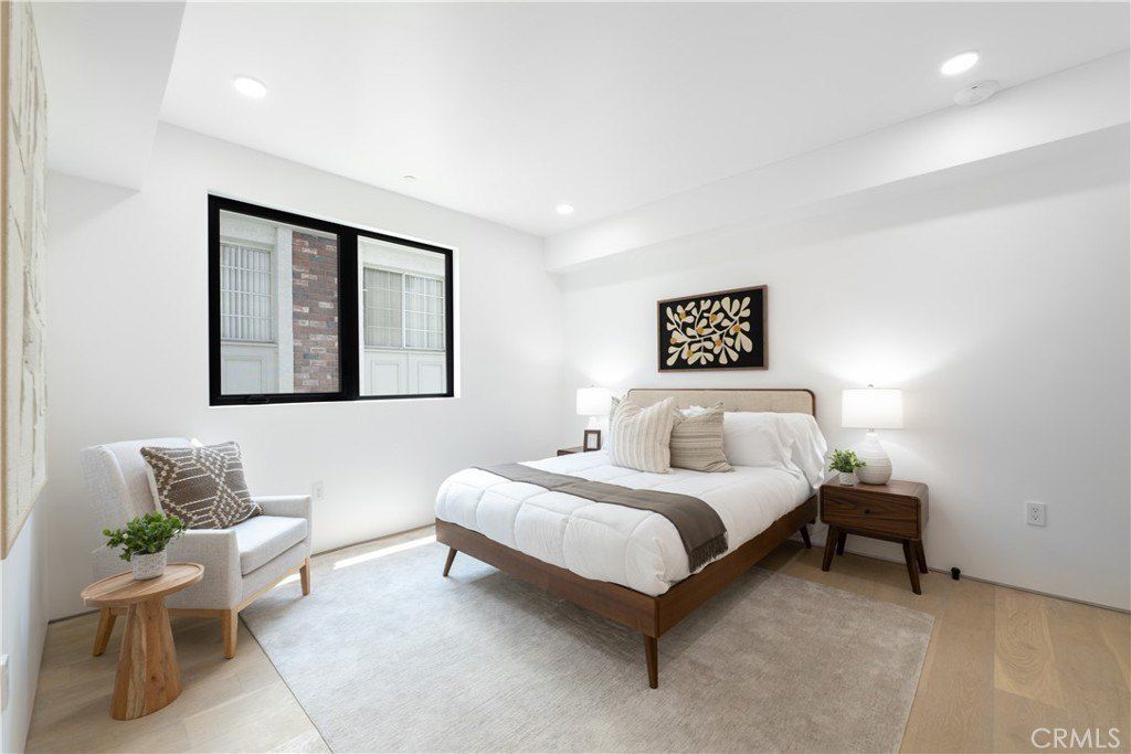 1361 Kelton Avenue. Los Angeles, CA 90024