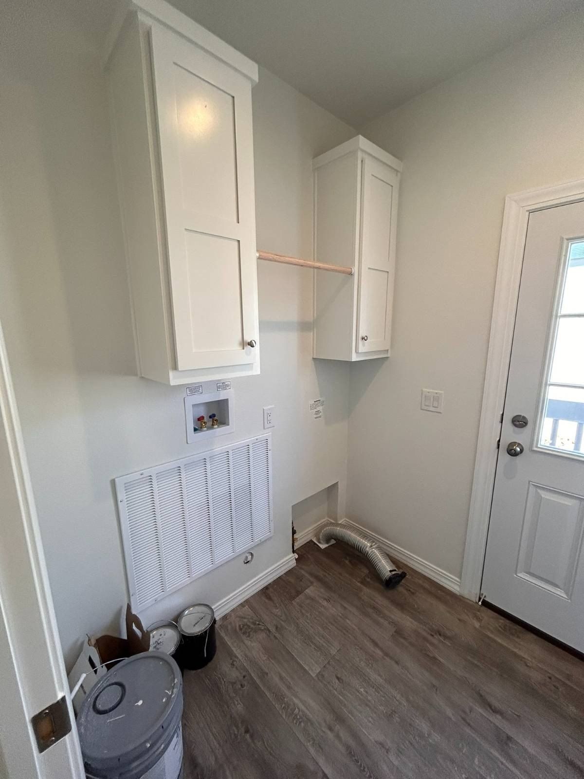 1973 Newport Ave. Costa Mesa, CA 92627