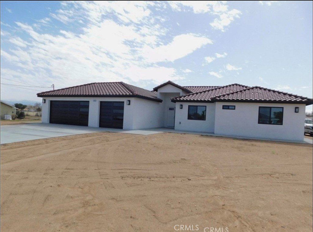 11174 8Th Avenue. Hesperia, CA 92345