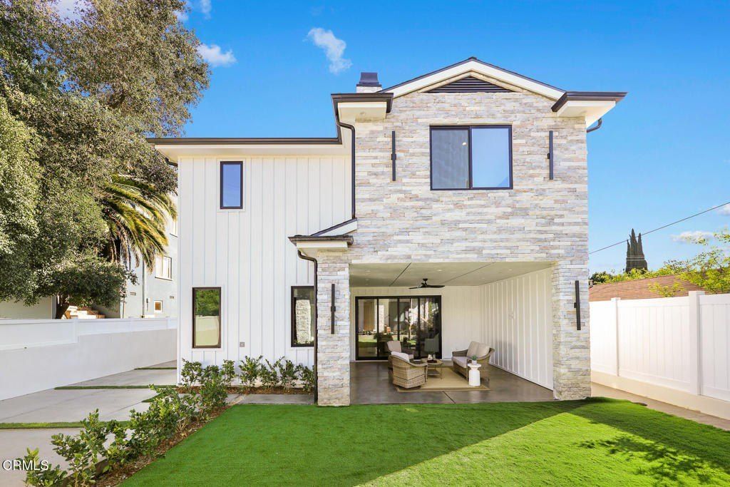 1575 Waldran Avenue 1577. Los Angeles, CA 90041
