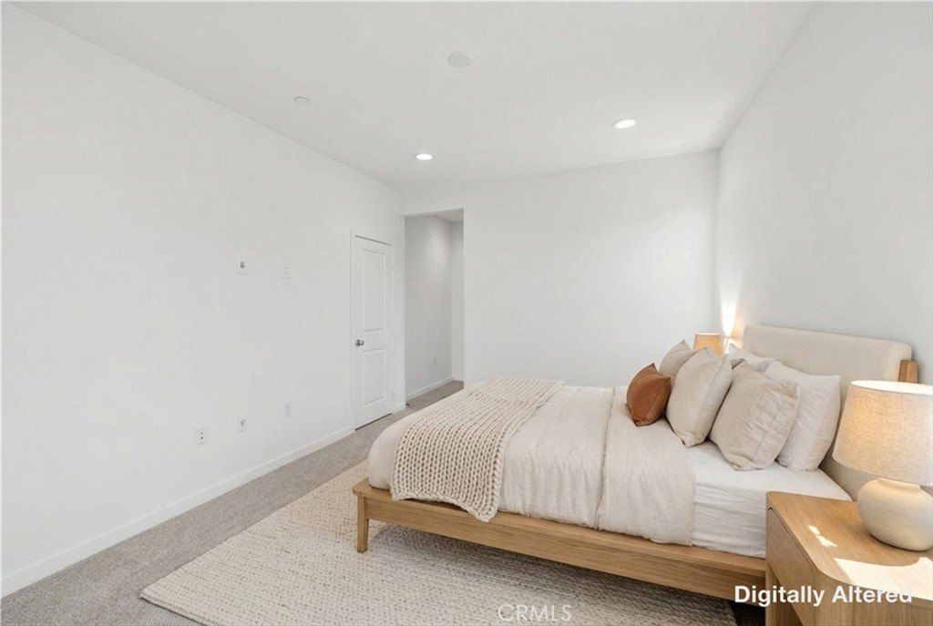 125 Chaparral. Tustin, CA 92780
