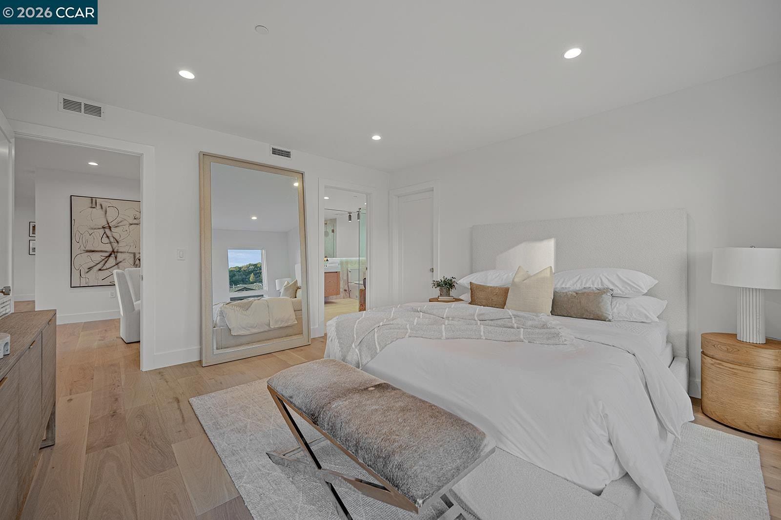 3742 Mt Diablo Blvd 2A. Lafayette, CA 94549